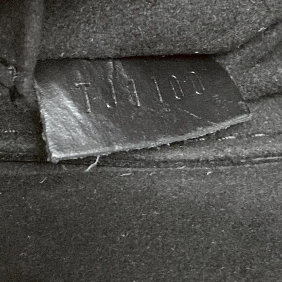 LOUIS VUITTON Pochette Montaigne Noir Epi Shoulder Bag 875-080825 - Picture 13 of 14